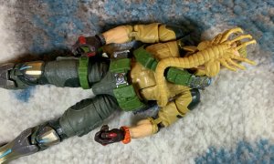 Lanard Toys Alien Facehugger and Hasbro G.I. Joe Classified Duke